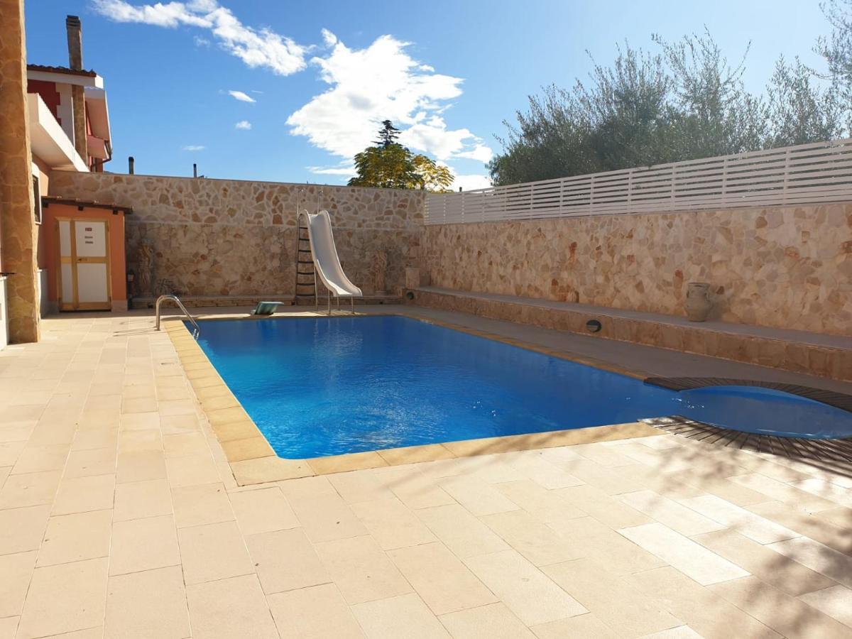 Bed And Breakfast Villa Fatima Trani Exteriör bild